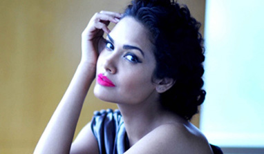 Emraan Hashmi is like my mentor: Esha Gupta